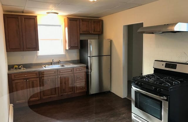 64 Medford St - 64 Medford Street, Somerville, MA 02143