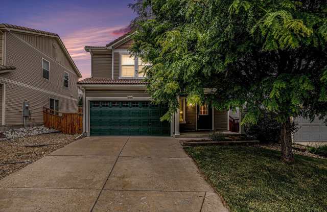 4 Bedroom 2.5 Baths in the Meadows Castle Rock! photos photos