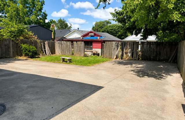 7 Bedroom Available For Pre Lease! Gallery 4
