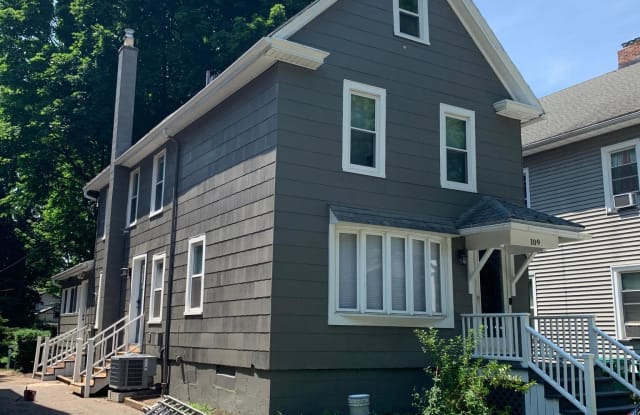 109 Hamilton St - 109 Hamilton Street, Rochester, NY 14620
