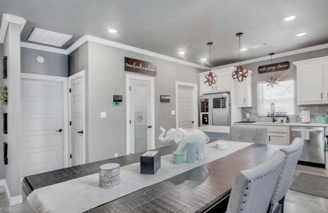 1018 Chase Street photos photos