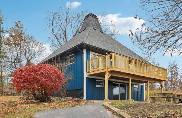 23460 W N Lakewood Lane - 23460 West North Lakewood Lane, Lake County, IL 60047