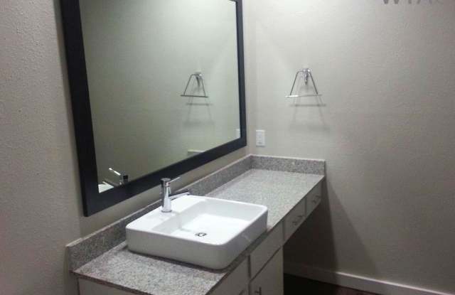935 W Silversands Gallery 2
