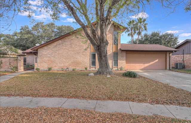 5518 Sarazen - 4/bedroom 2.5/bathroom - $2,800/month photos photos