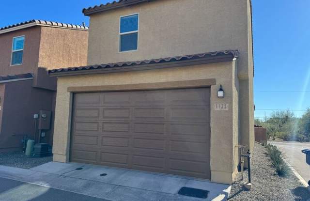 1122 East Cairn Street photos photos