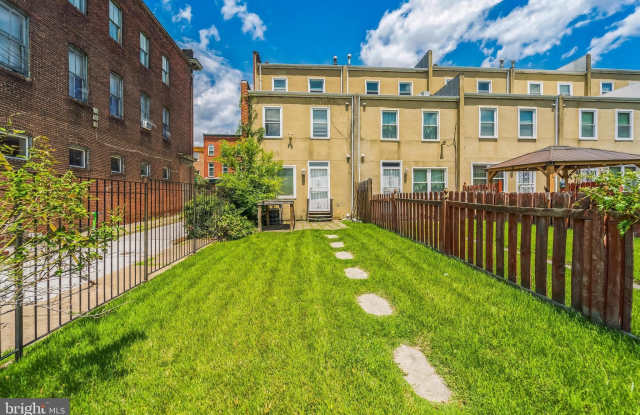1423 E BALTIMORE STREET photos photos