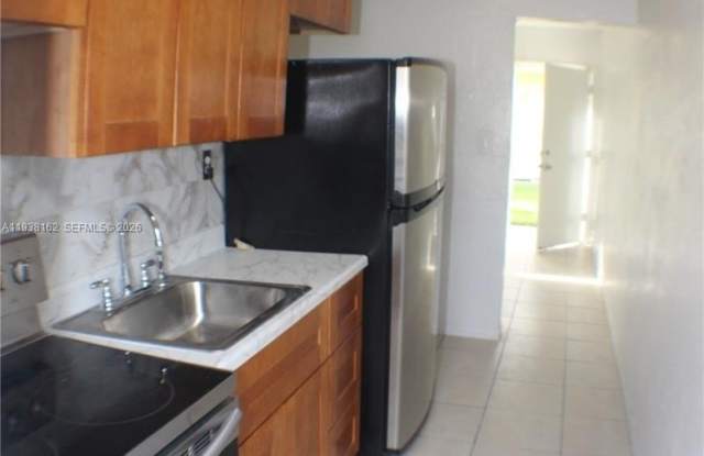 915 NW 5th St photos photos