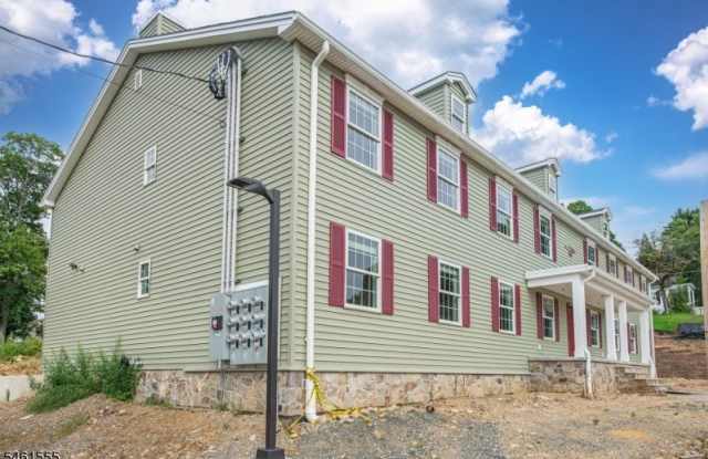39 Ledgewood Ave Gallery 2