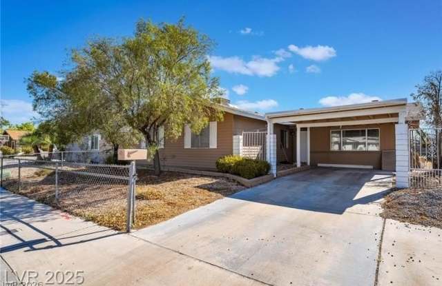 4452 Peterson Drive photos photos