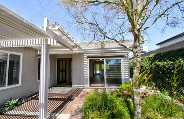 23811 Cassandra Bay Gallery 2