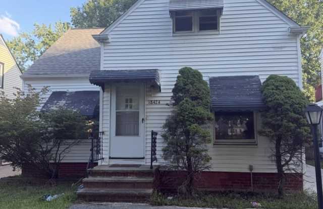 18424 Maple Heights Boulevard photos photos 18424 Maple Heights Boulevard photos photos