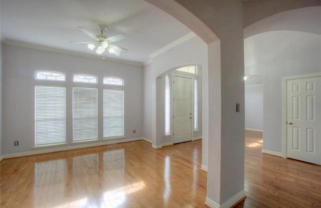3843 Walden Way Gallery 2