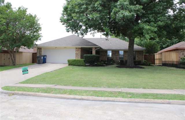 2721 Herring Circle - 2721 Herring Circle, Sachse, TX 75048