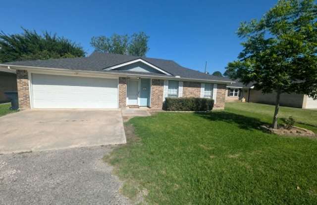 617 Hardy Ave photos photos