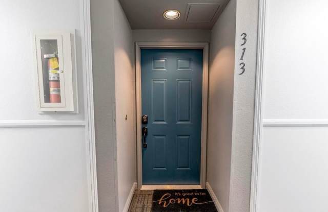 Large 2 Bed 2 Bath Condo in Chula Vista photos photos