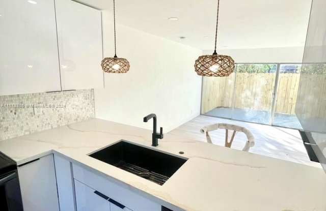 3201 NW 4th Ter - 3201 Northwest 4th Terrace, Pompano Beach, FL 33064