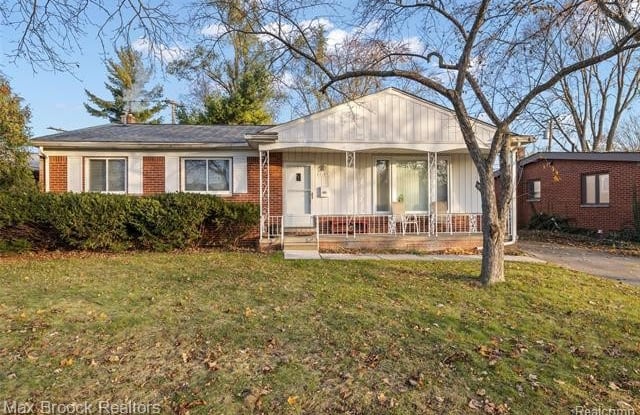 4144 YORBA LINDA BLVD - 4144 Yorba Linda Boulevard, Royal Oak, MI 48073