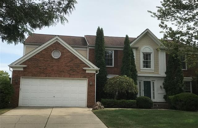 45169 ROUNDVIEW Drive - 45169 Round View Drive, Novi, MI 48375