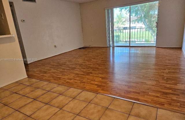 10373 N Kendall Dr photos photos