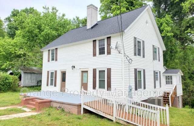 533 Broadway Street - 533 Broadway Street, Newry, SC 29672