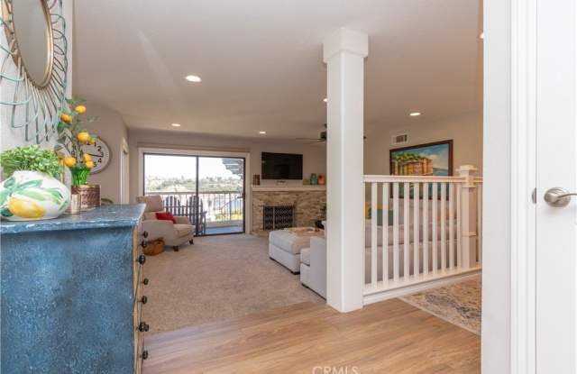 27824 Soller Gallery 4