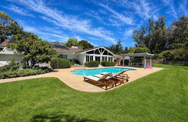451 Live Oaks Road photos photos
