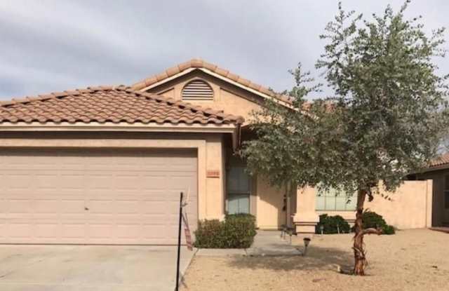1098 W SWAN Drive - 1098 West Swan Drive, Chandler, AZ 85286