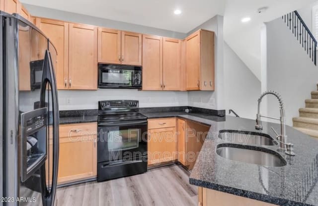 5625 S 21st Pl Gallery 3