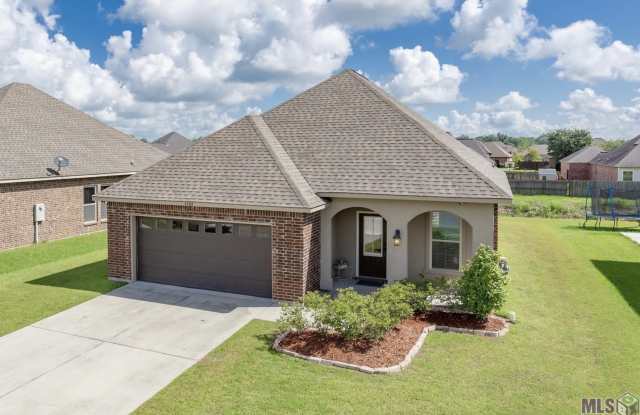 4392 Olivia Dr Gallery 1