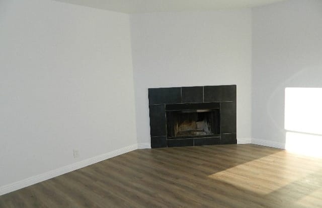3 Brenham Ct. Gallery 3