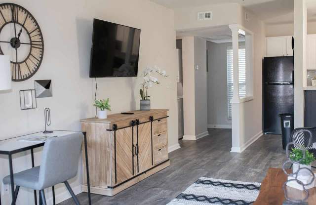 2219 Kilborne Drive Apt D Gallery 2