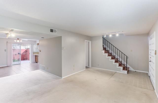 10839 Crown View Gallery 3