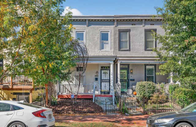 902 13th Street NE - 902 13th Street Northeast, Washington, DC 20002 902 13th Street NE - 902 13th Street Northeast, Washington, DC 20002