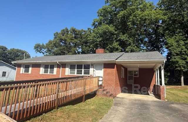 1723 Brook Dr photos photos