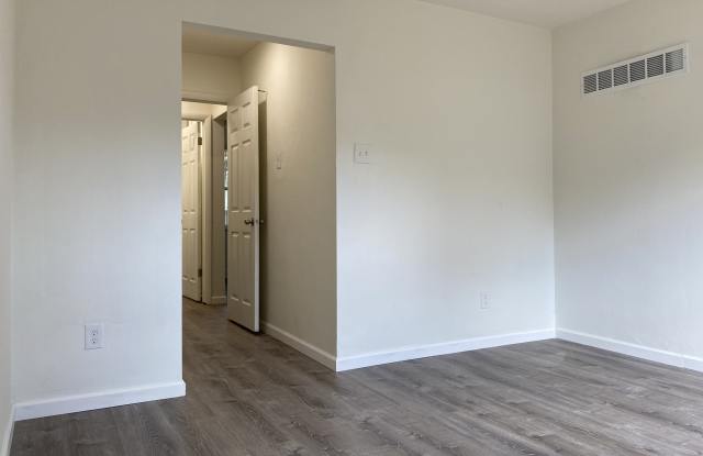 3972 Brittany Circle - A Gallery 4