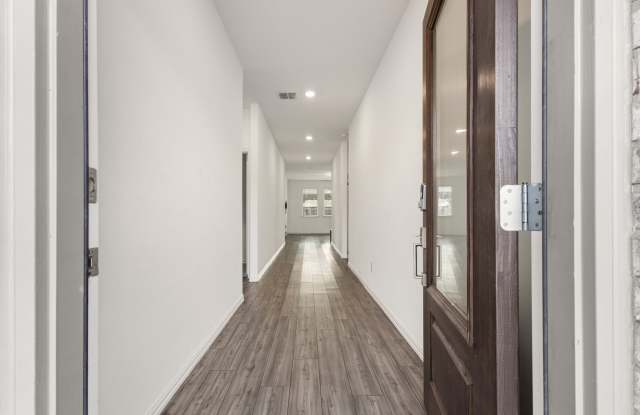 835 Sitwell Drive Gallery 3