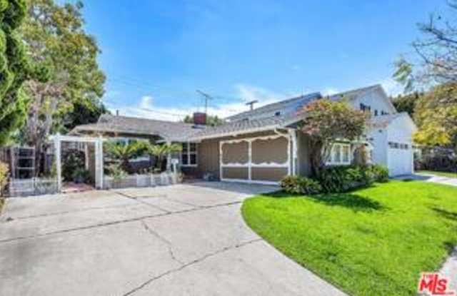 11118 Franklin Avenue photos photos