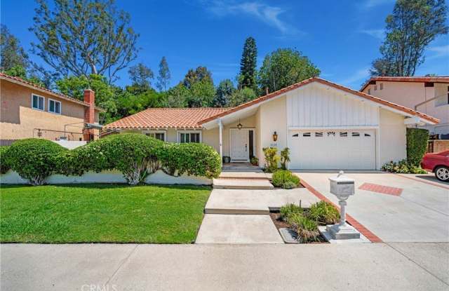 26501 Cortina Drive photos photos