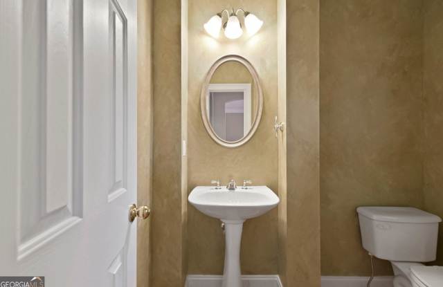 5826 Riverstone Circle Gallery 4