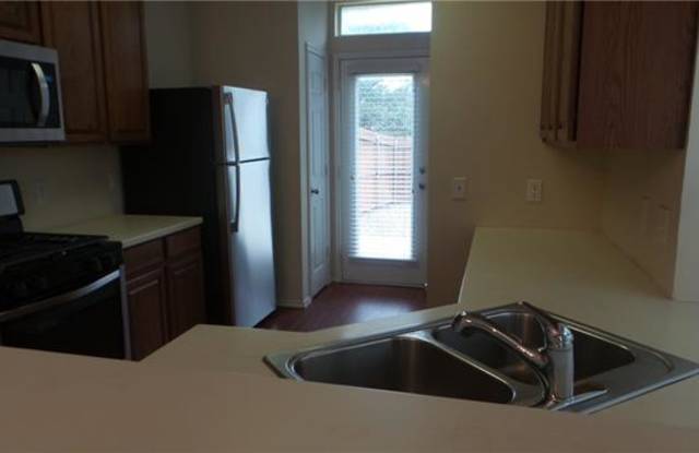 11516 Chaucer Drive Gallery 4