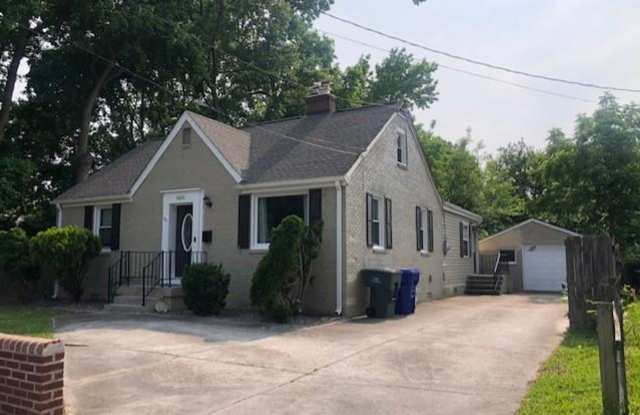 Colonial Heights Gallery 4