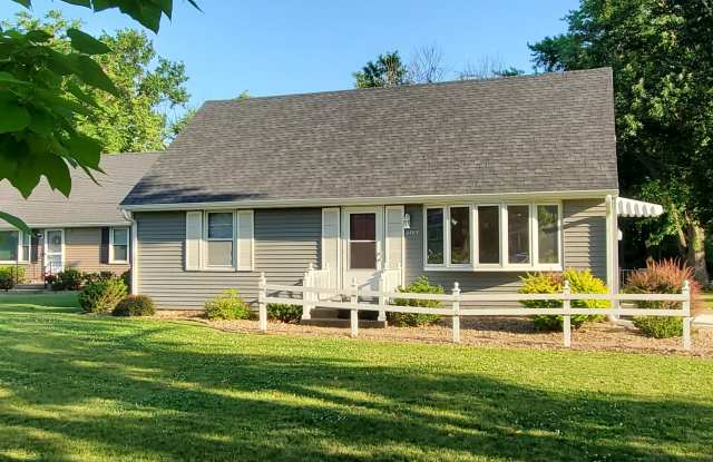 2803 Seely Ave SE photos photos