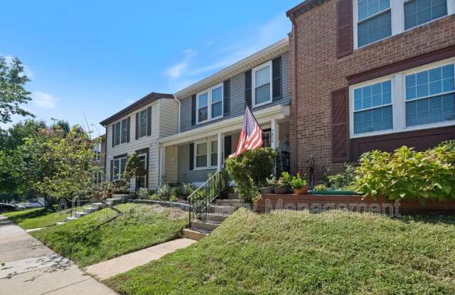 7406 Golden Horseshoe Ct photos photos