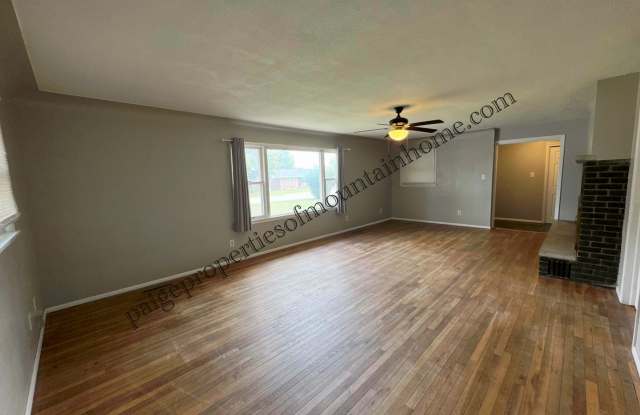 3 Bedroom /2 bath in Mountain Home Gallery 4