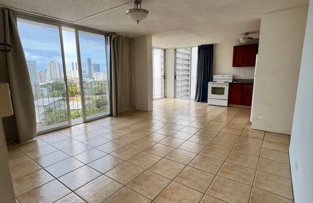 Must See Unit in Makiki!!! - 1634 Makiki Street, Honolulu, HI 96822