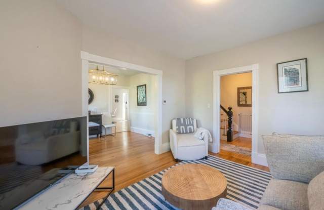 4 Bedroom Townhome in Concord - 33 Highland Street, West Concord, MA 01742