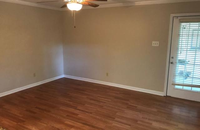 905 Park Lane photos photos