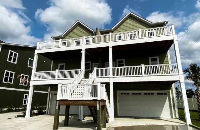 3307 Emerald Drive Gallery 2