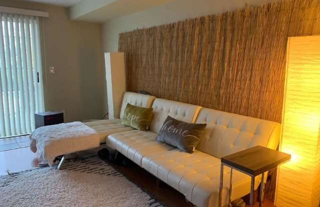 Great 1bed/1bath condo with in unit laundry! Pets allowed! - 3022 Southwest Bradford Street, Seattle, WA 98126