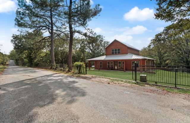 483 Spout Springs Road Gallery 1